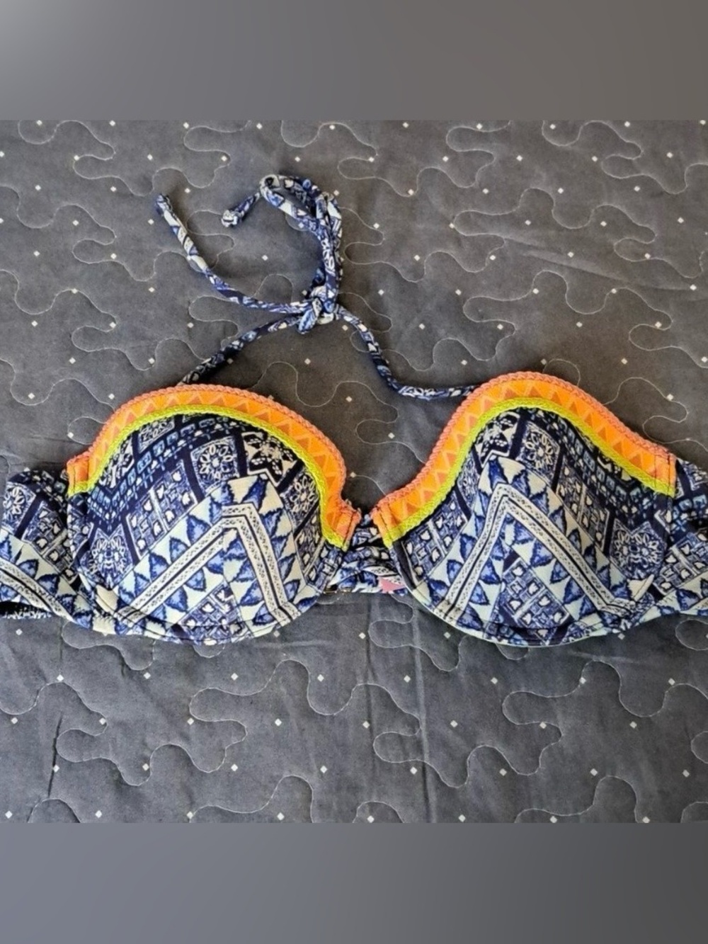 🤩🤩Victoria's Secret Push-Up Halter Blue & White Bikini W Neon Yellow Accents